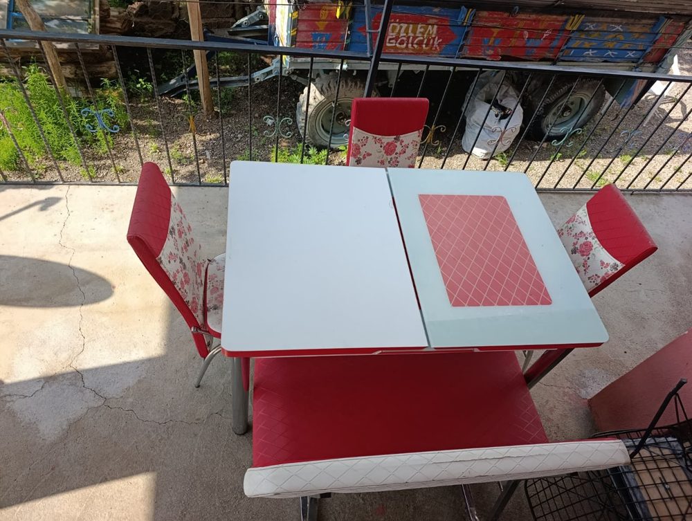 İkinci el ahşap salon masa takımı Niğde